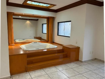 Hermosa casa en venta