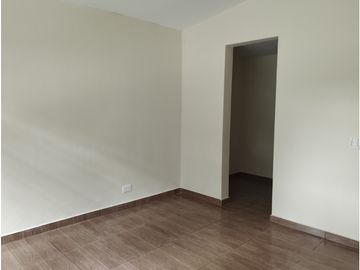 VENDE CASA EN MALIBU - ALHAMBRA
