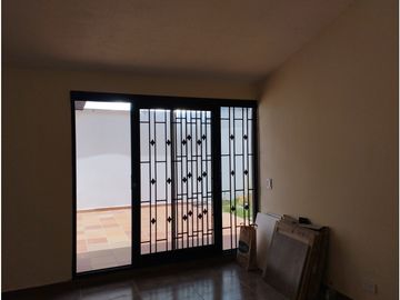 VENDE CASA EN MALIBU - ALHAMBRA