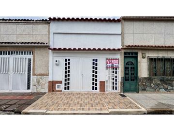 Casa de un piso en venta - Barrio Nuevo Palmira Valle Colombia