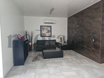 Casa en Venta en Zona Colinas de San Jerónimo, Monterrey N.L