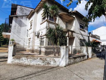 PH casa 4 ambientes con patio, 3 dormitorios  - Moron