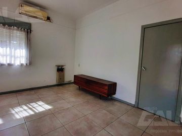 PH casa 4 ambientes con patio, 3 dormitorios  - Moron