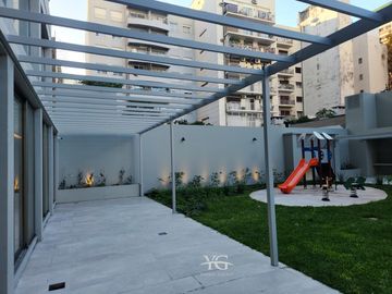 Espectacular departamento de 4 ambientes con dependencia y cochera doble!!
