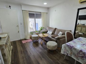 Venta de Departamento 3 Amb.  en Ramos Mejia  Muy Buen Estado C/patio y Esp. auto