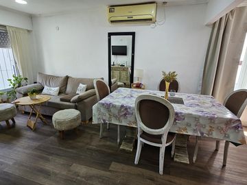 Venta de Departamento 3 Amb.  en Ramos Mejia  Muy Buen Estado C/patio y Esp. auto
