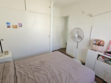 Venta de Departamento 3 Amb.  en Ramos Mejia  Muy Buen Estado C/patio y Esp. auto