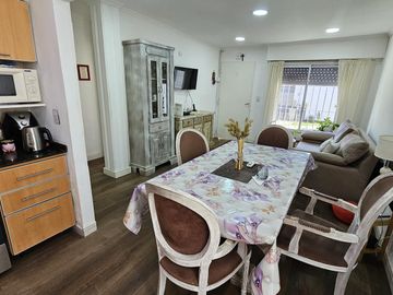 Venta de Departamento 3 Amb.  en Ramos Mejia  Muy Buen Estado C/patio y Esp. auto
