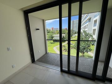 VENTA DEPA TIPO LOFT FRENTE A COCOTEROS A 1 CUADRA DE LA PLAYA  | MIO