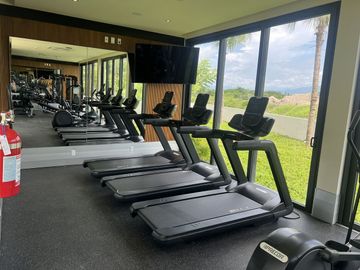 VENTA DEPA TIPO LOFT FRENTE A COCOTEROS A 1 CUADRA DE LA PLAYA  | MIO