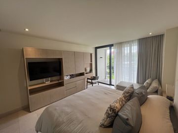 VENTA DEPA TIPO LOFT FRENTE A COCOTEROS A 1 CUADRA DE LA PLAYA  | MIO