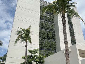 VENTA DEPA TIPO LOFT FRENTE A COCOTEROS A 1 CUADRA DE LA PLAYA  | MIO