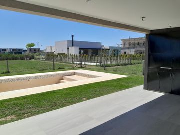 Casa en Riberas