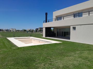 Casa en Riberas