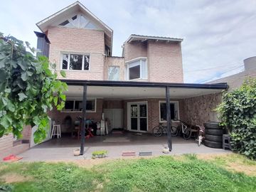 Casa en Centenario