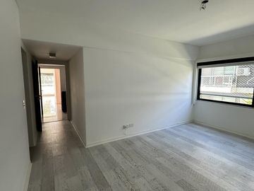 Departamento de tres dormitorios en  venta en Tigre Centro