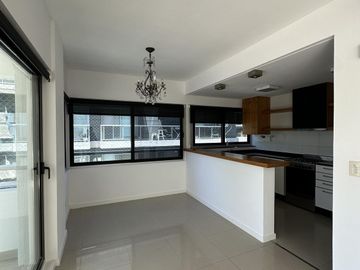 Departamento de tres dormitorios en  venta en Tigre Centro