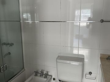 Departamento de tres dormitorios en  venta en Tigre Centro