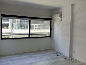 Departamento de tres dormitorios en  venta en Tigre Centro