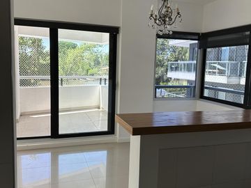 Departamento de tres dormitorios en  venta en Tigre Centro