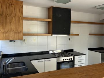 Departamento de tres dormitorios en  venta en Tigre Centro