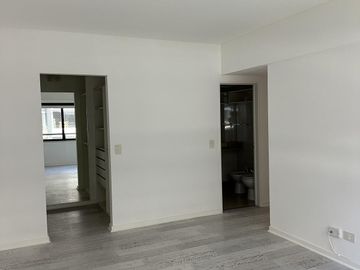 Departamento de tres dormitorios en  venta en Tigre Centro