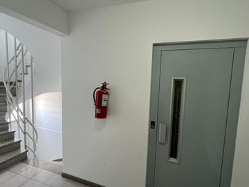 Venta de deparatamento dos ambientes apto profesional en San Miguel centro