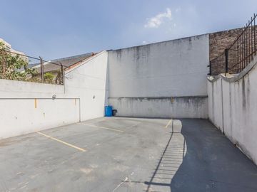 Departamento a estrenar en venta en Villa Luro, un ambiente, balcon al frente, cochera, piscina