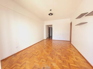 Alquiler,  Departamento, 3 ambientes, Balcon, Belgrano.