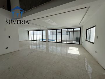 PREVENTA DE PRECIOSA  Y MODERNA CASA EN DOMINION