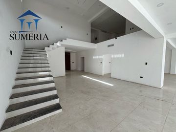 PREVENTA DE PRECIOSA  Y MODERNA CASA EN DOMINION