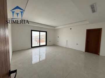 PREVENTA DE PRECIOSA  Y MODERNA CASA EN DOMINION