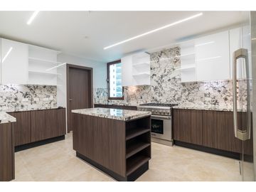 Venta de apartamento en Santa María, The Colonial