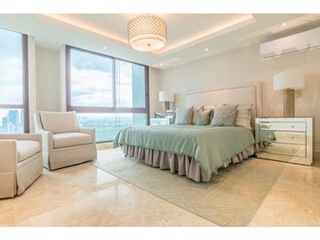 Venta de apartamento en Santa María, The Colonial