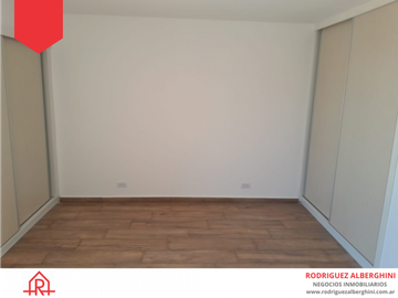 DEPARTAMENTOS DUPLEX (Calle 32 e/ 43 y 45)