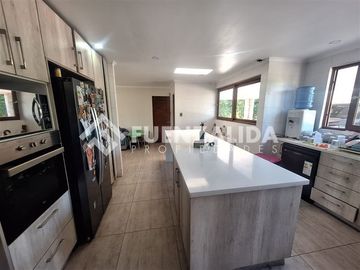 Casa en Venta en Oliveto Lonquen Sur