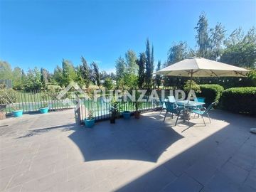 Casa en Venta en Oliveto Lonquen Sur