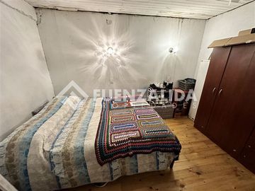 Casa en Venta en Monumento con Av. Chile