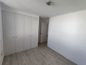 Departamento en Venta en En Venta Departamento en 4ºPiso con Estacionamiento. Condominio Parque Libertad