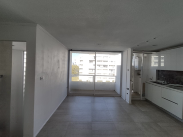 Departamento en Venta en En Venta Departamento en 4ºPiso con Estacionamiento. Condominio Parque Libertad