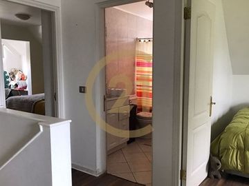 CASA EN VENTA  CONDOMINIO, AVDA ANDRÉS BELLO