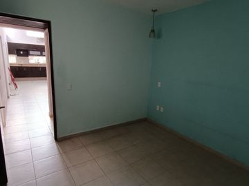 Casa en Venta en Residencial Las Moras, de una planta con doble altura La Tijera
