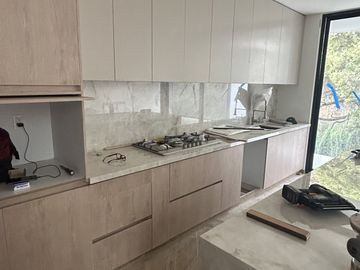 Venta Casa en Cantiles, Bosque Esmeralda
