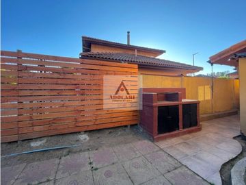 VENTA DE CASA EN JARDIN DEL LAGO
