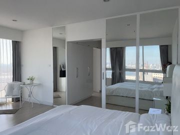 4 Bedroom Condo for sale at Supalai Prima Riva