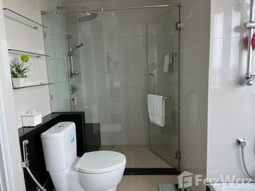 4 Bedroom Condo for sale at Supalai Prima Riva
