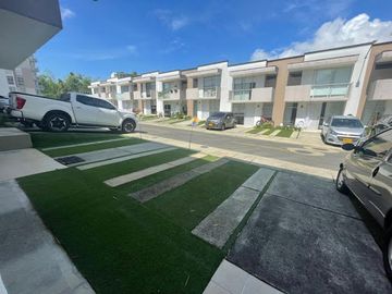 VENTA de CASAS en DOSQUEBRADAS