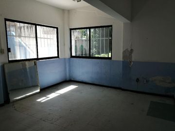 CUERNAVACA, MOR. TERRENO/CASA EN VENTA