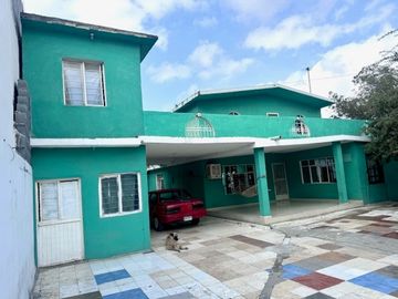 CASA EN VENTA EN COL. LAS MALVINAS EN ESCOBEDO