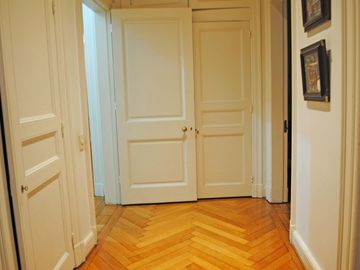 Venta increible PB con jardín - en Parera y Guido